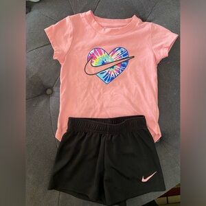 Toddler girl Nike too and short set